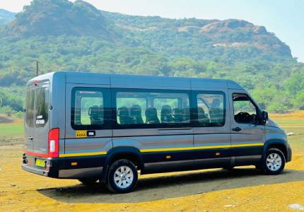 17 Seater Urbania Travellers Rental