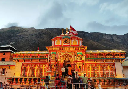 Char Dham Explorer