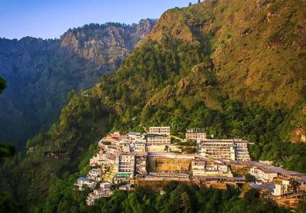 Chandigarh to Vaishno Devi & Srinagar Sacred Journey