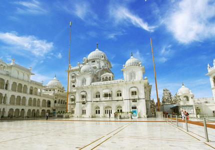 5 Takht Yatra Tour
