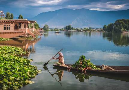 Chandigarh to Jammu & Srinagar Scenic Journey