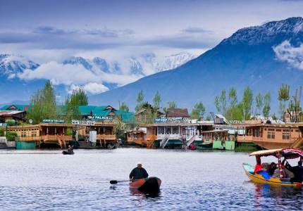 Chandigarh to Vaishno Devi & Srinagar Sacred Journey